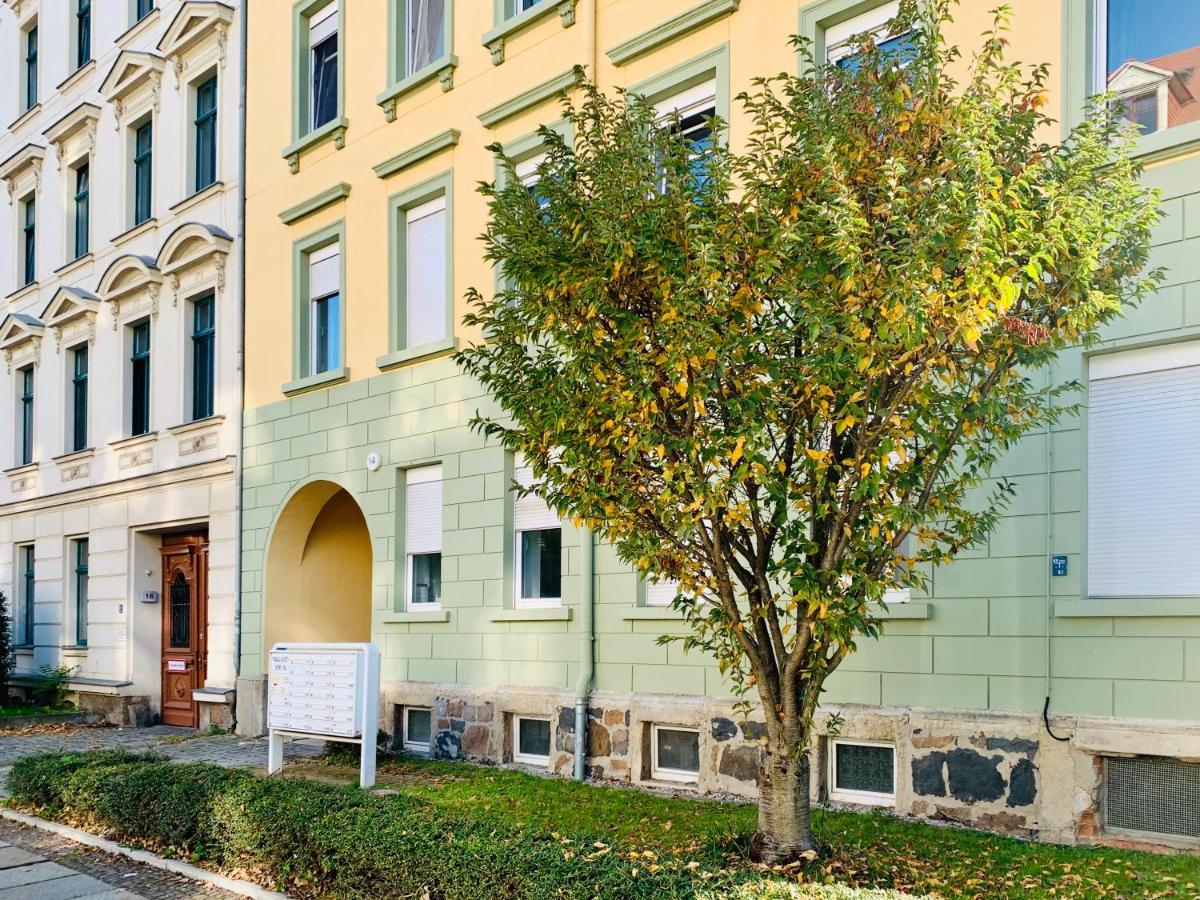 Gemuetliche Ferienwohnung Am Uniklinikum Leipzig -"Pauli" Buitenkant foto